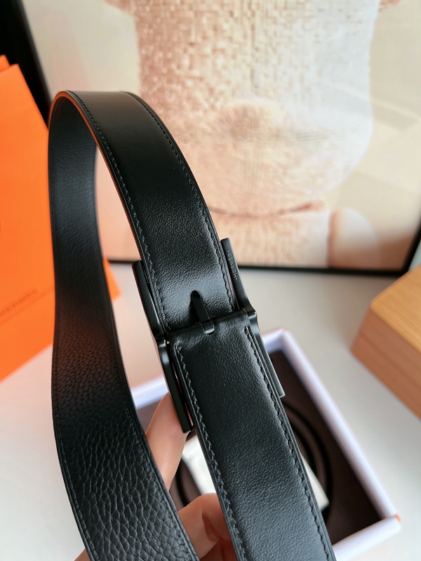 エルメスベルト側面デザイン